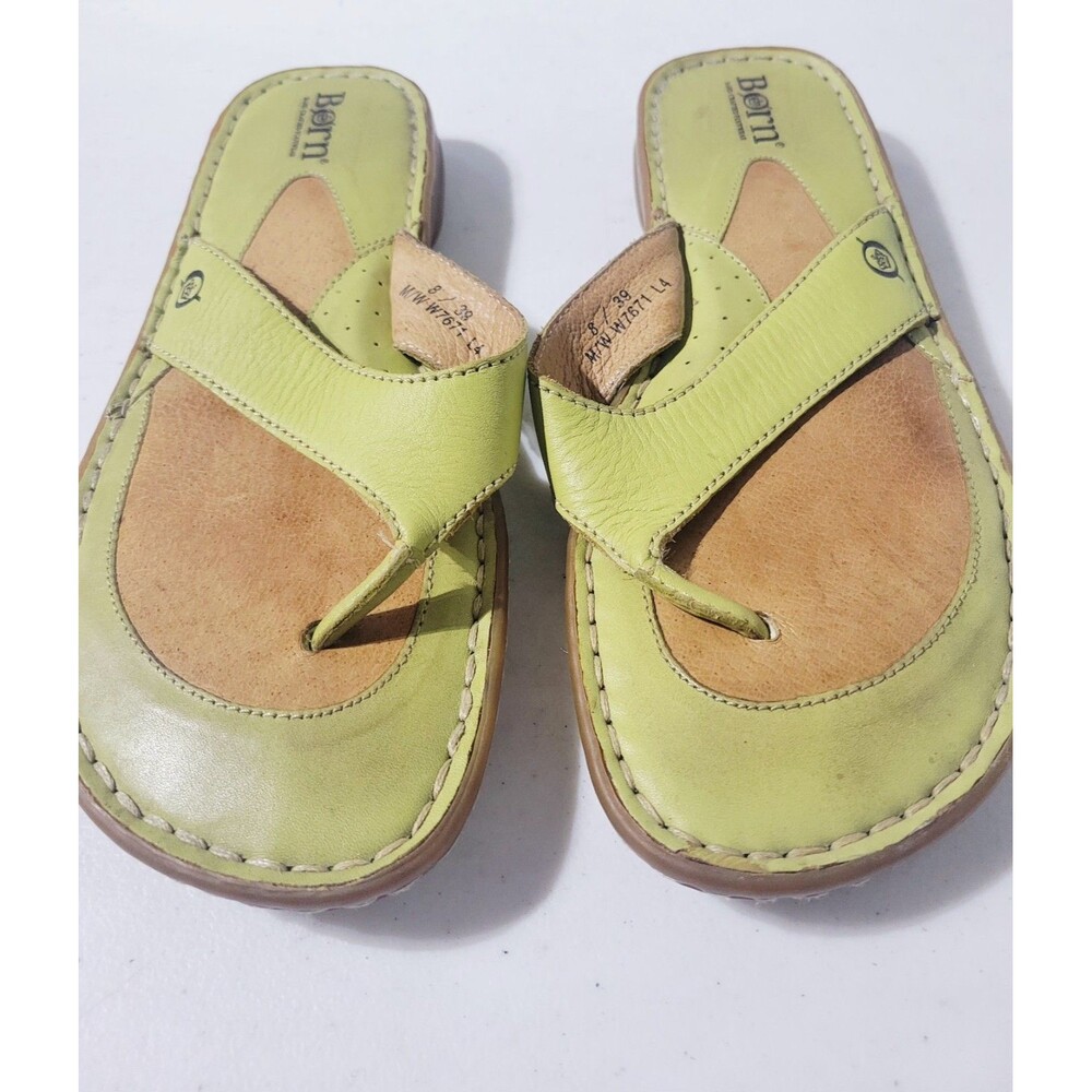 Born Sandals Womens Size 8 Thong Flats Slip On Green Leather Casual Open Toe - Picture 2 of 5